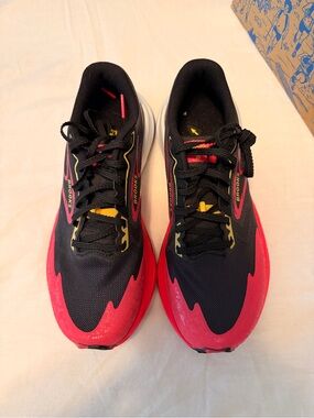 Brooks Women’s Catamount 3 Sneaker *BRAND NEW, NEVER WORN*